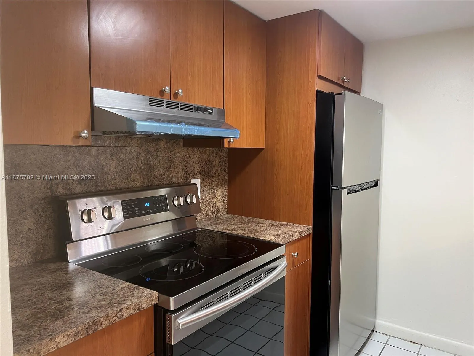 8180 Geneva Ct, #326