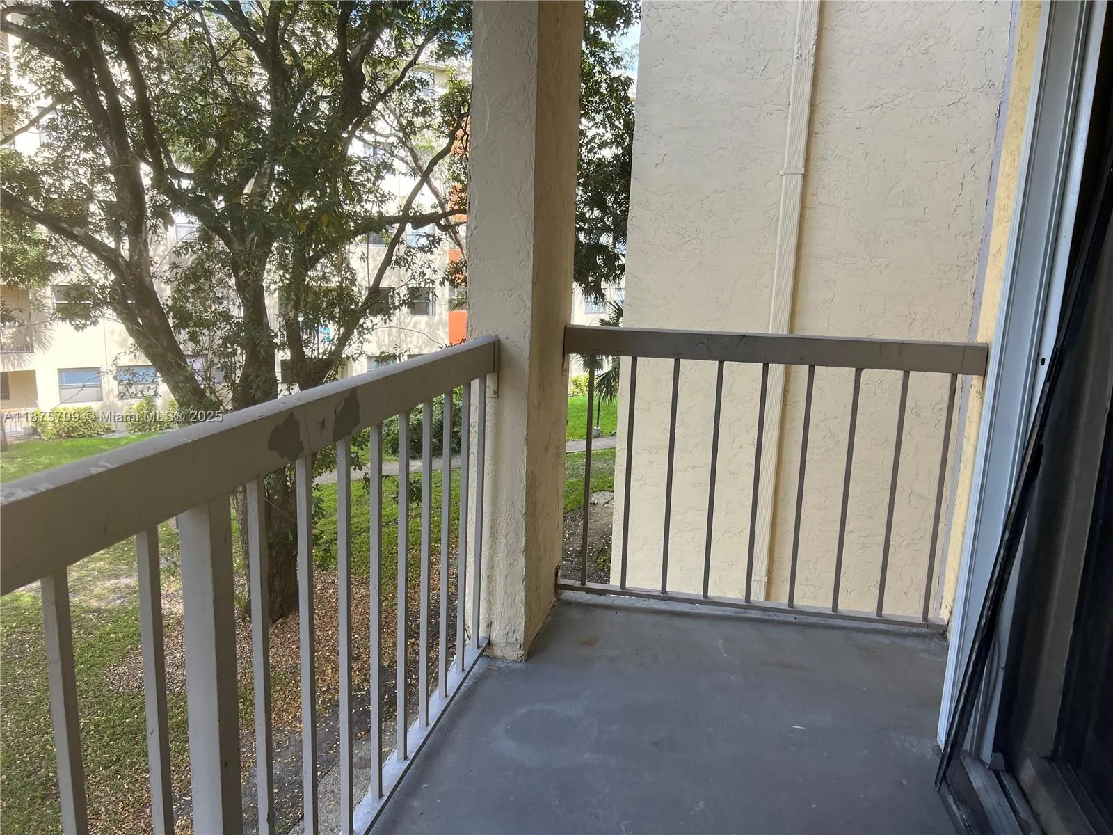 8180 Geneva Ct, #326