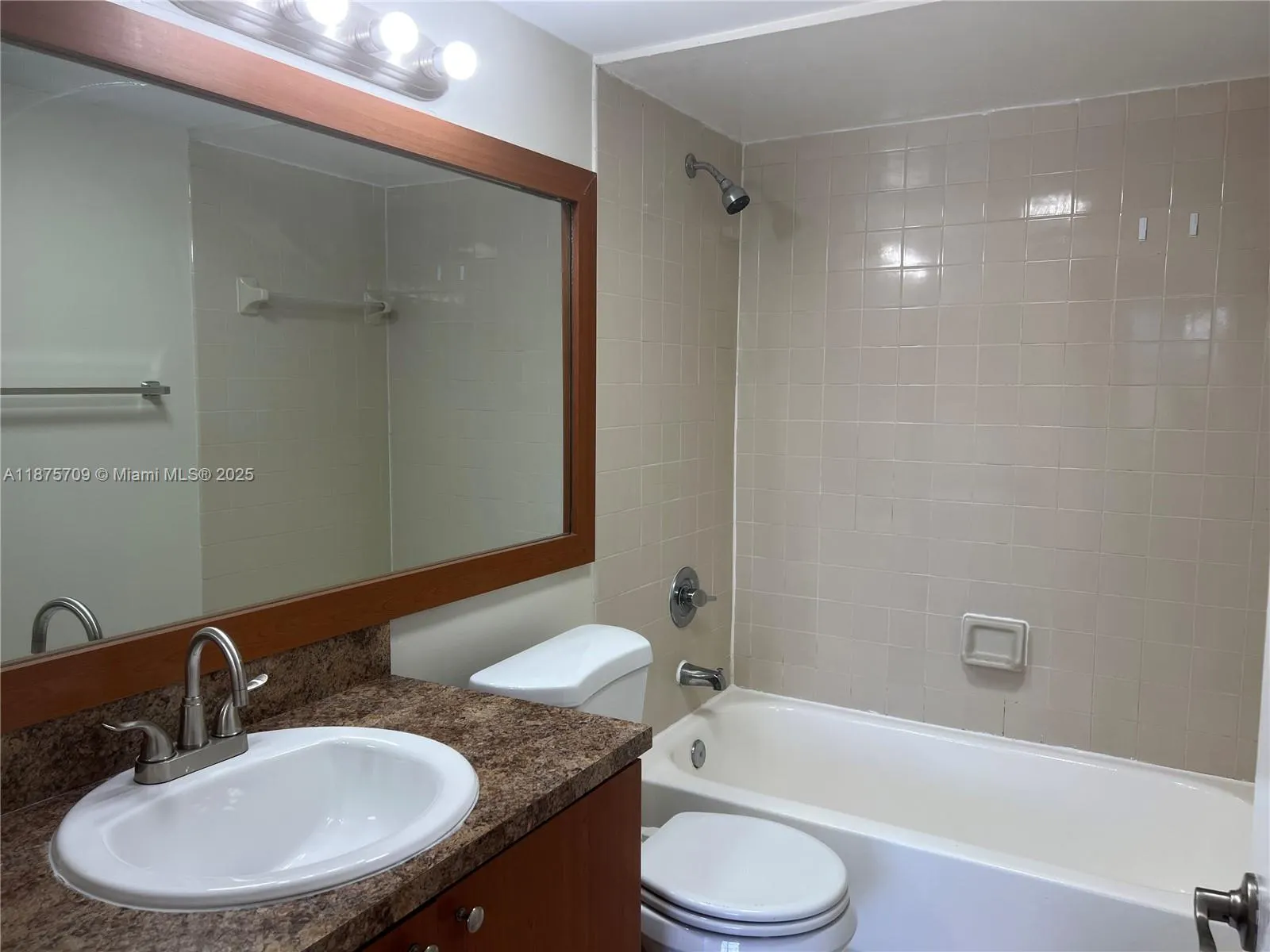 8180 Geneva Ct, #326