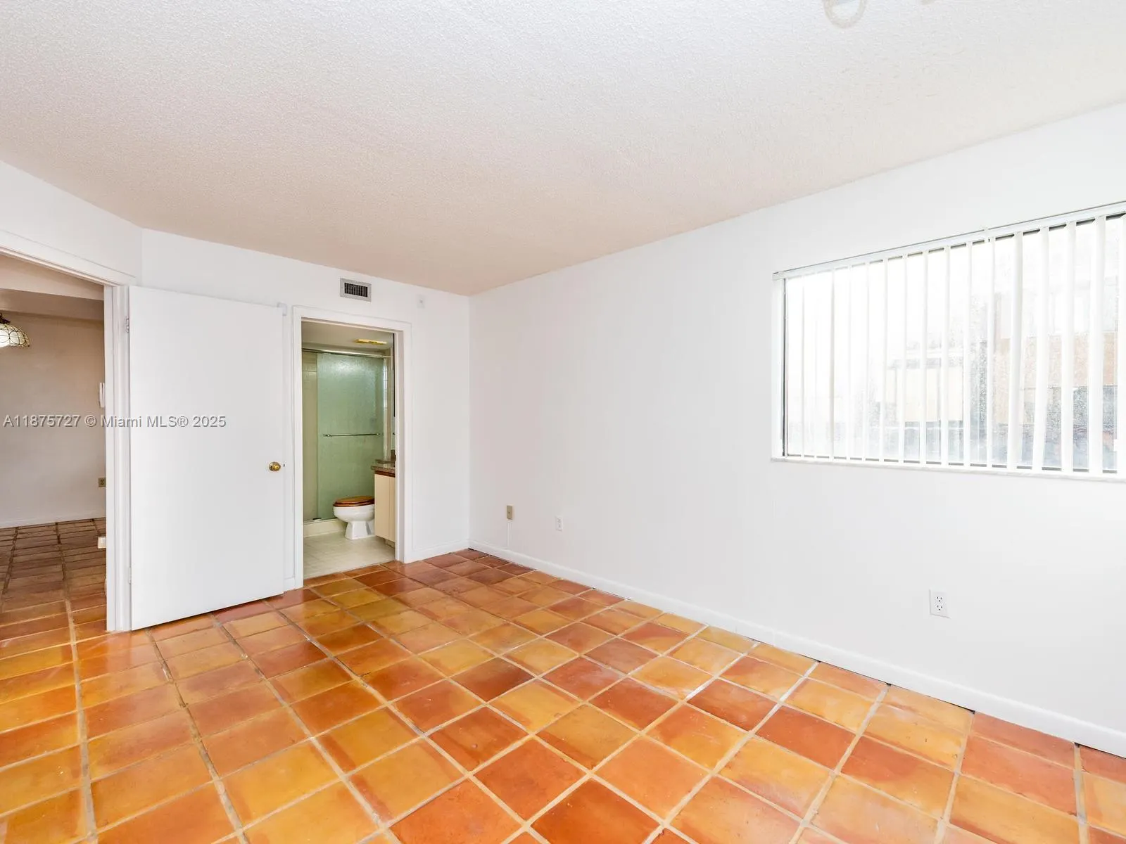 15489 N Miami Lakeway N, #202-3
