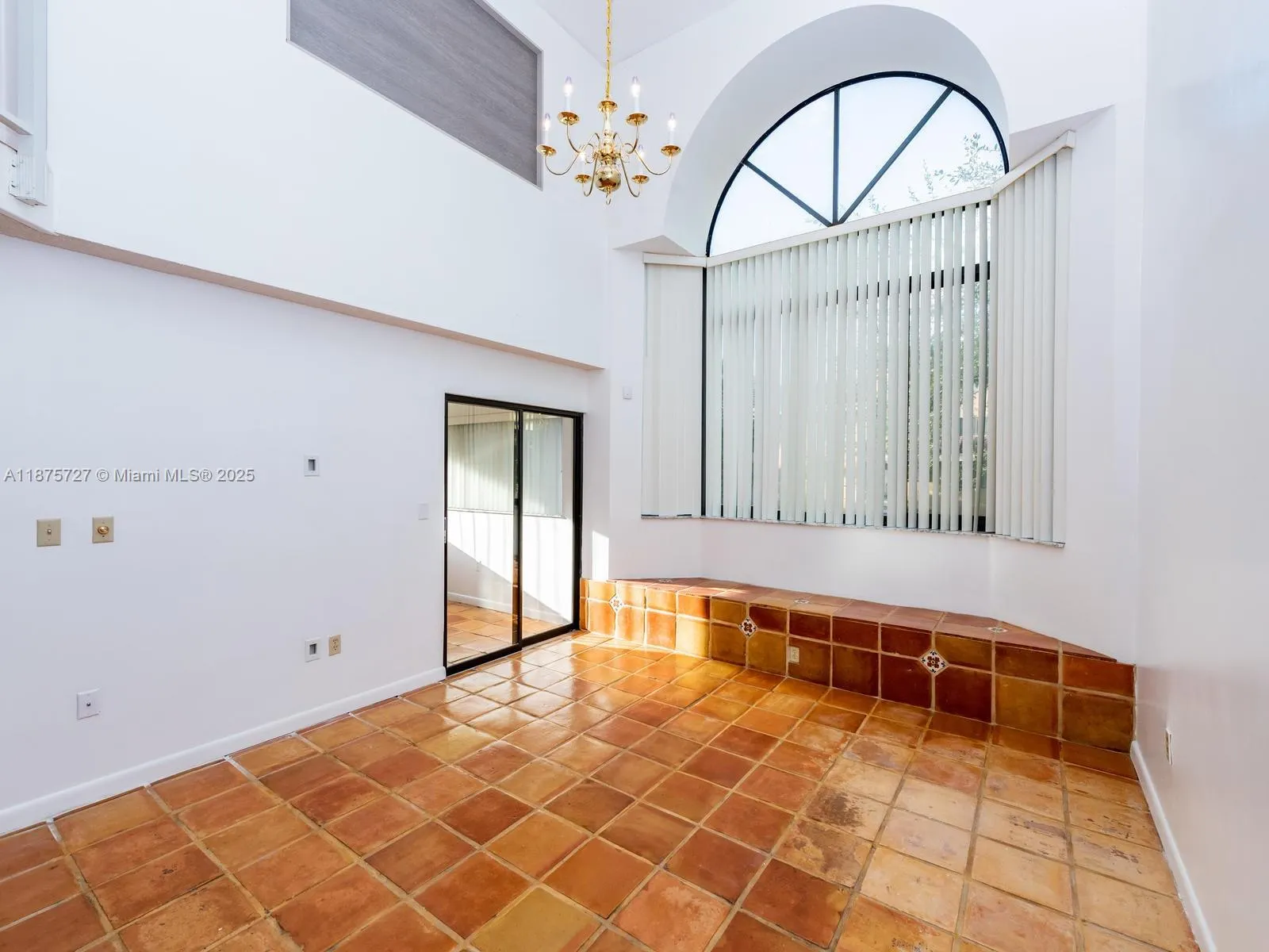 15489 N Miami Lakeway N, #202-3