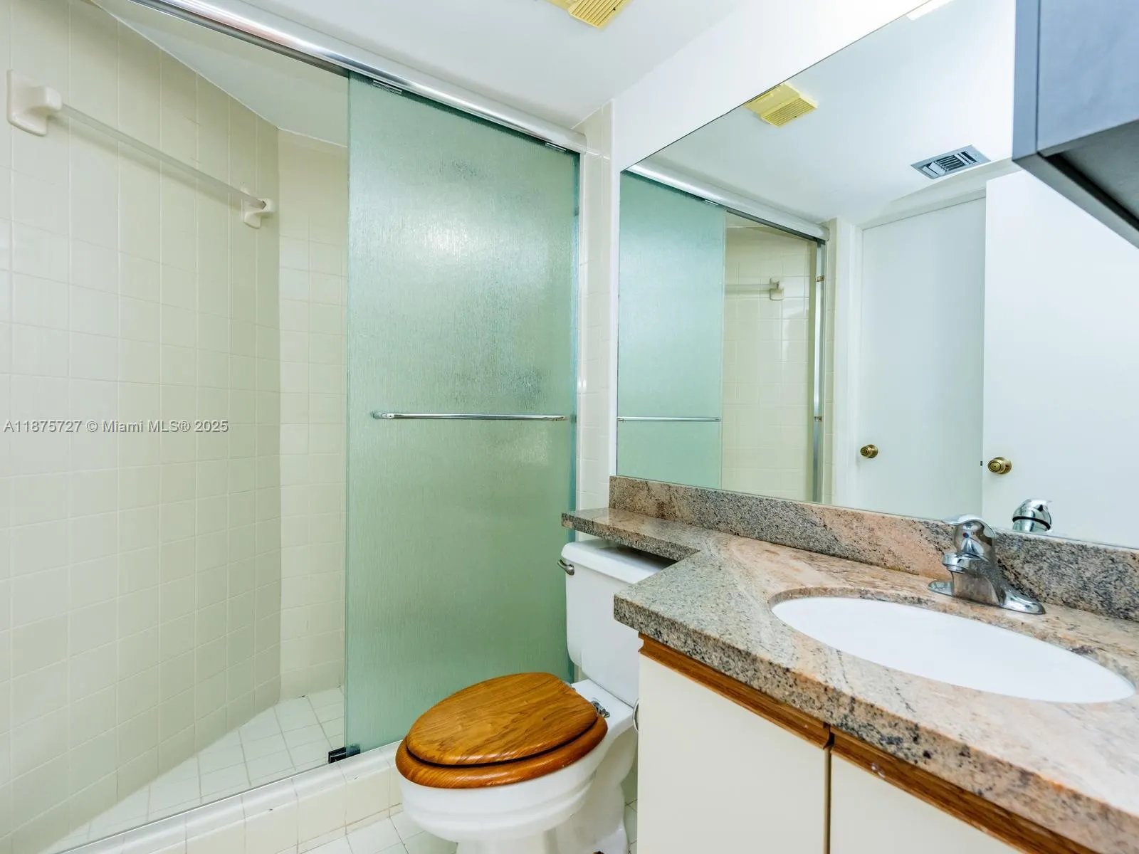 15489 N Miami Lakeway N, #202-3