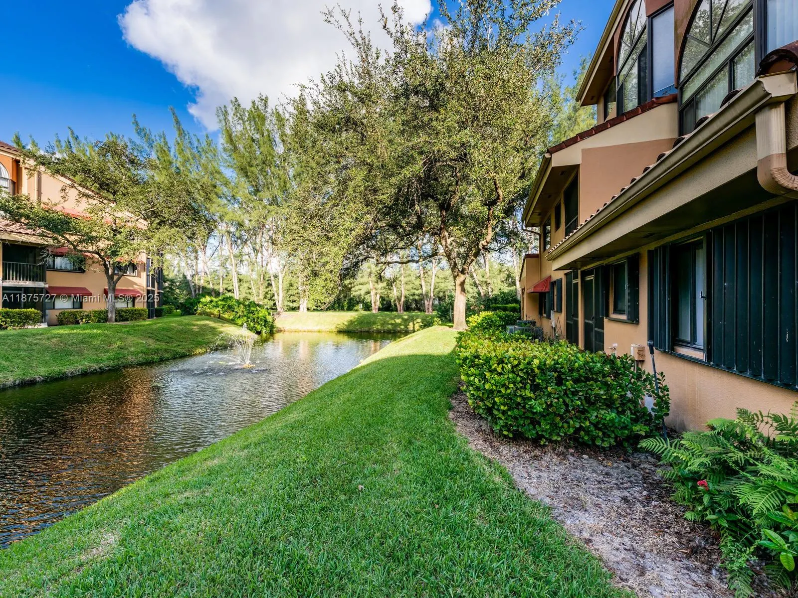 15489 N Miami Lakeway N, #202-3
