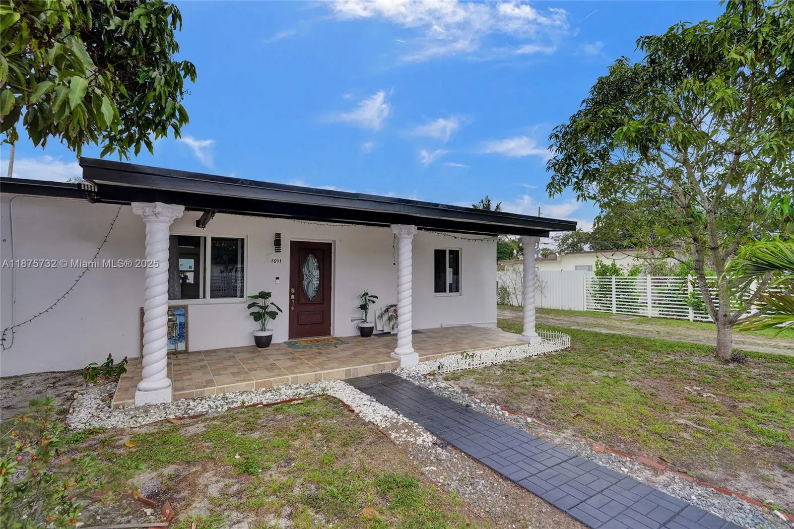 1011 NW 140th Ter