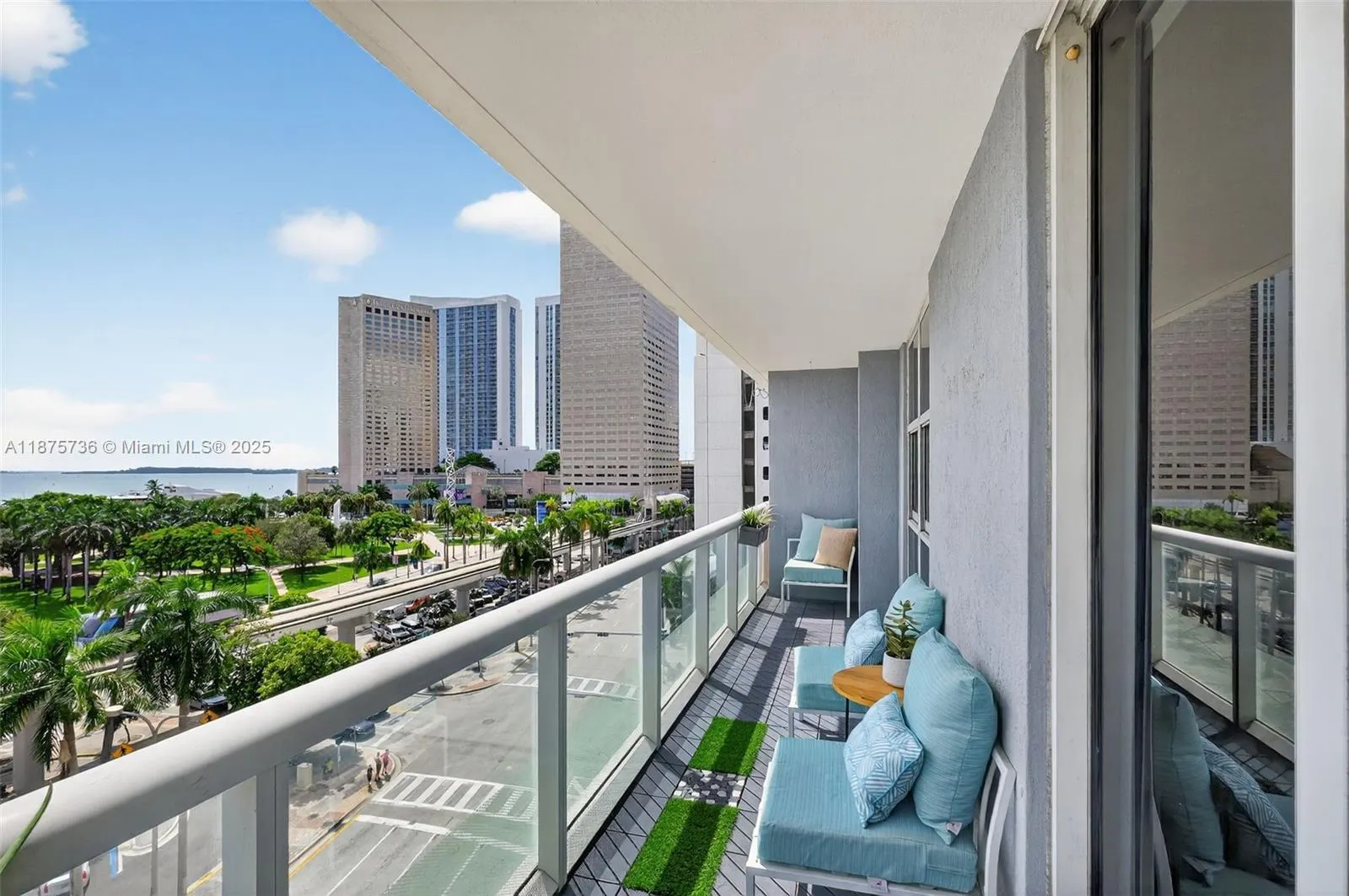 50 Biscayne Blvd, #710