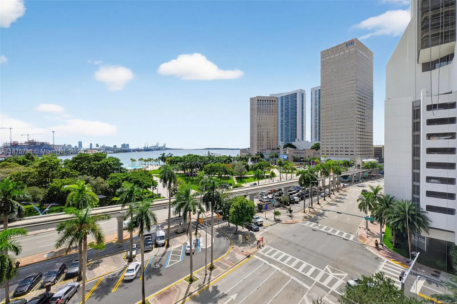 50 Biscayne Blvd, #710