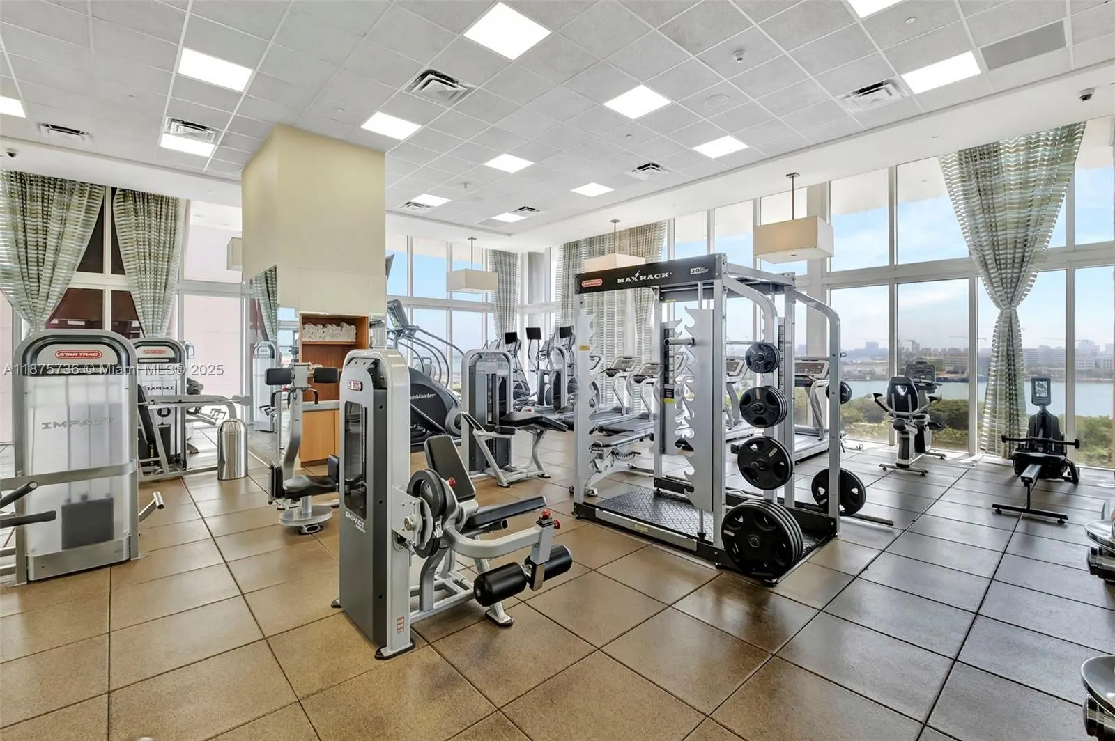 50 Biscayne Blvd, #710