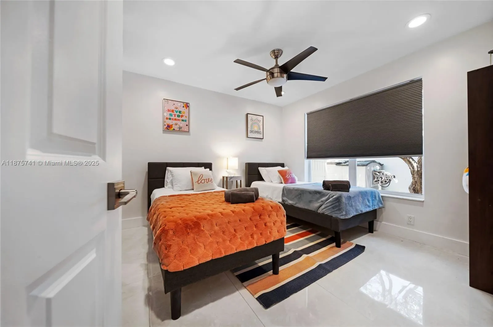 31 SE 12th St