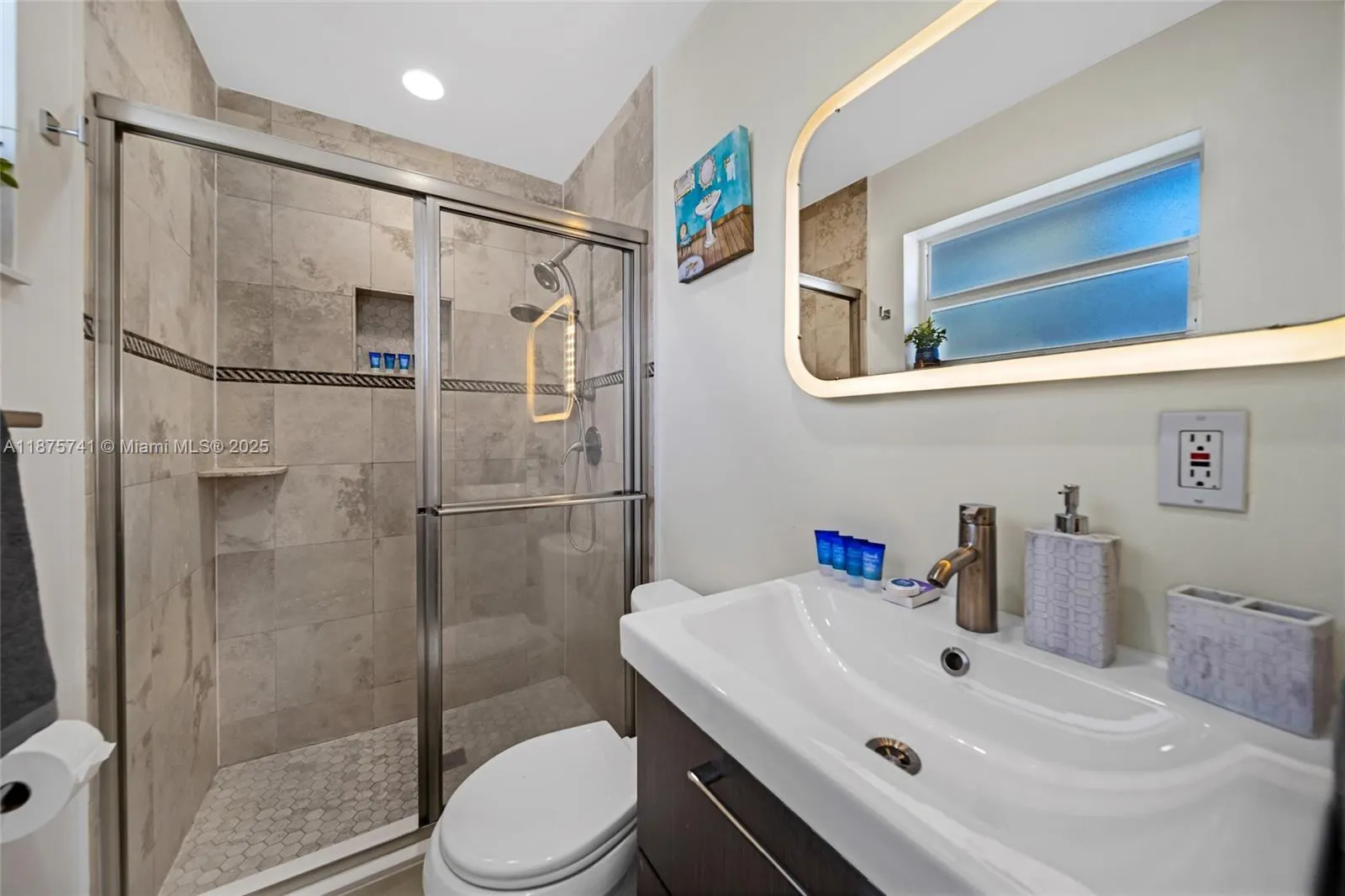 31 SE 12th St