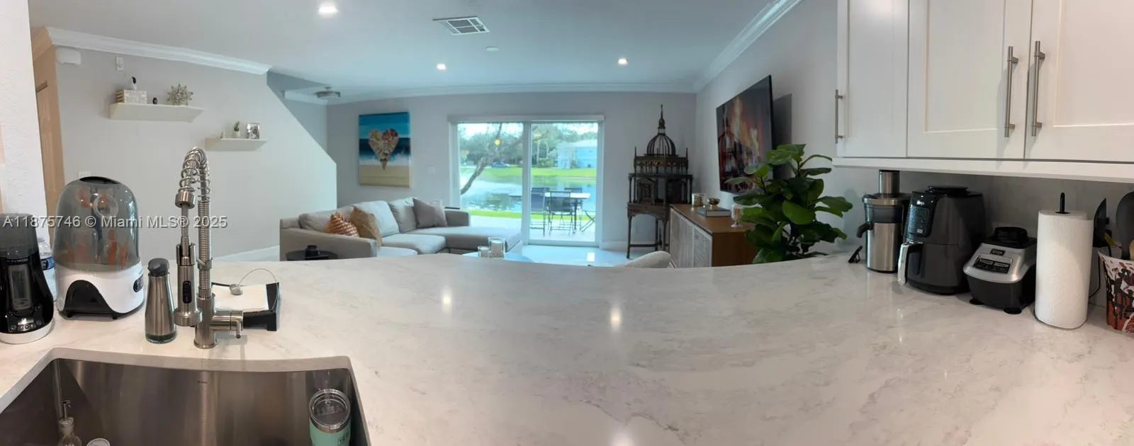 16207 Sierra Palms Dr