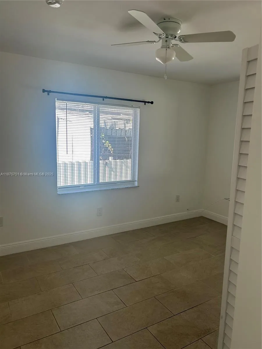 711 NW 55th St