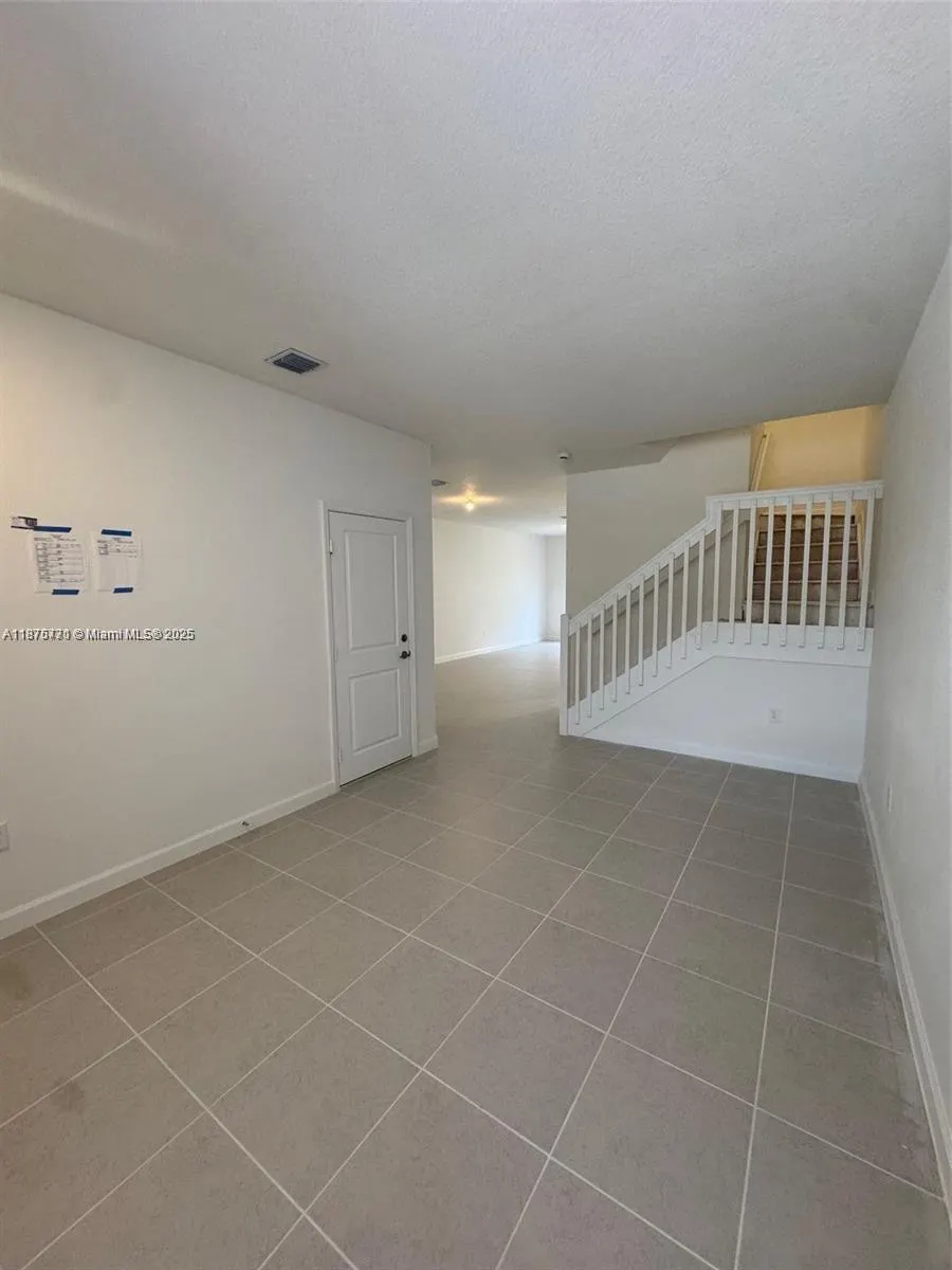 2516 SE 27th Dr, #2439
