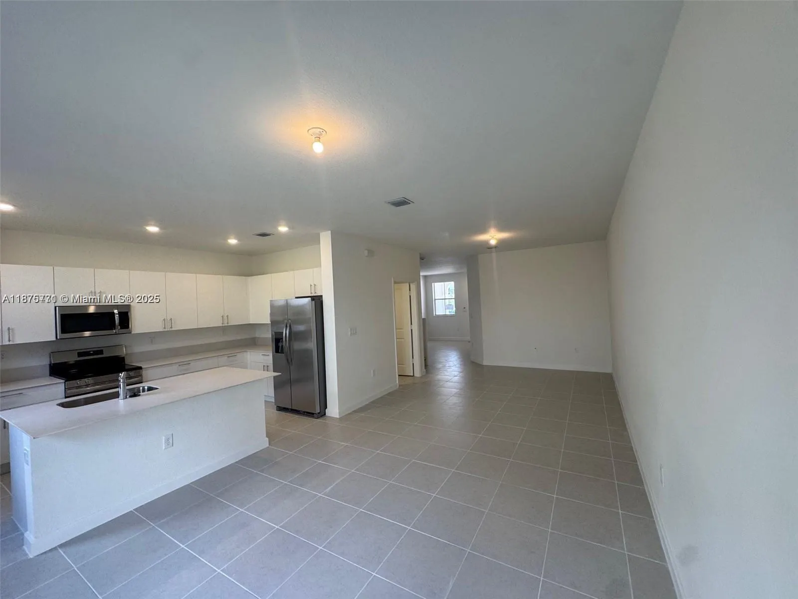 2516 SE 27th Dr, #2439