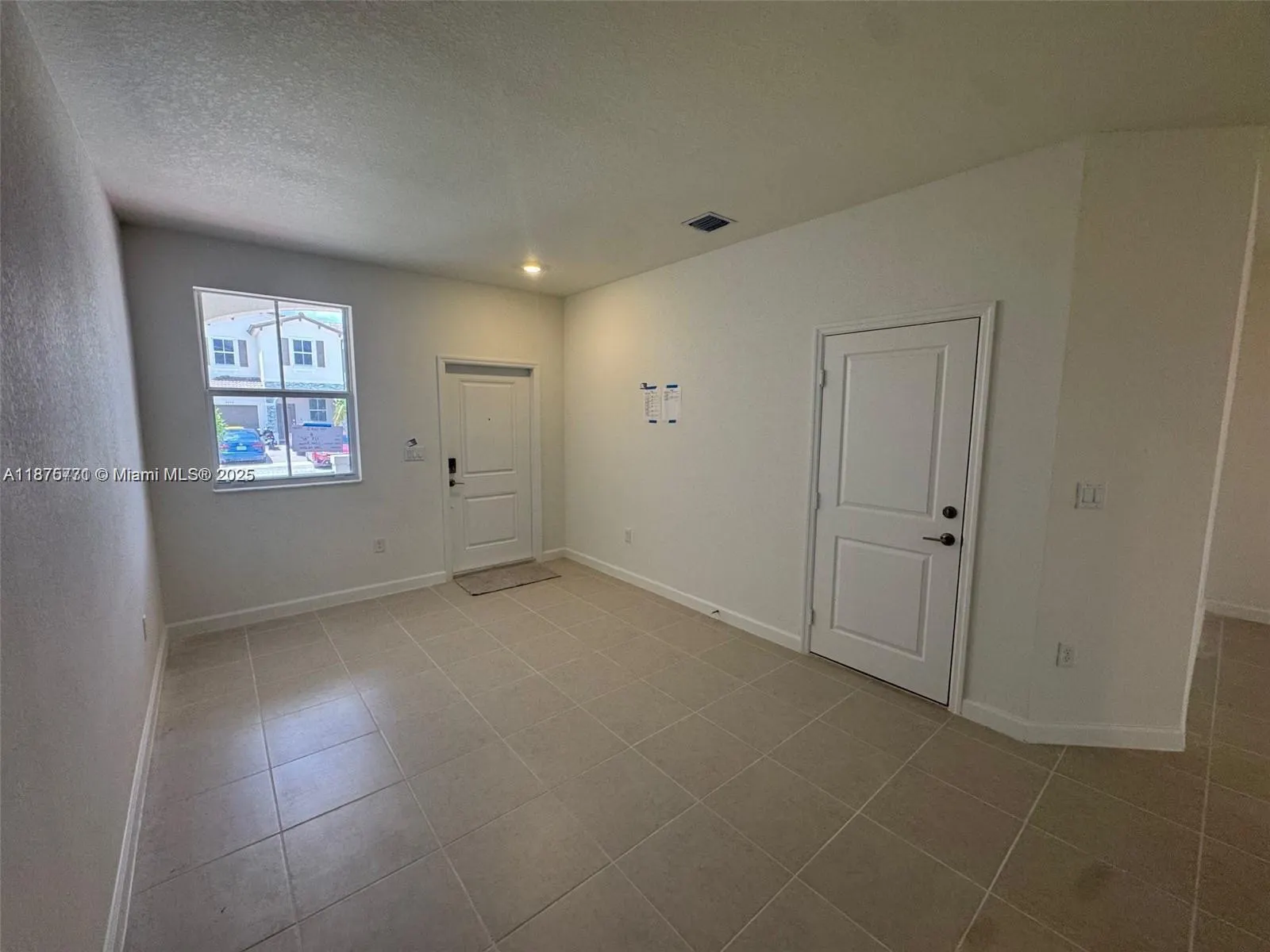 2516 SE 27th Dr, #2439