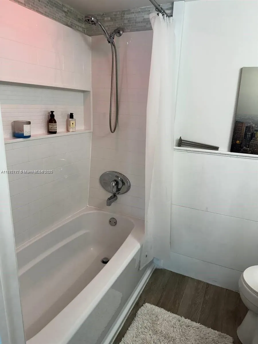 1001 Three Islands Blvd, #31