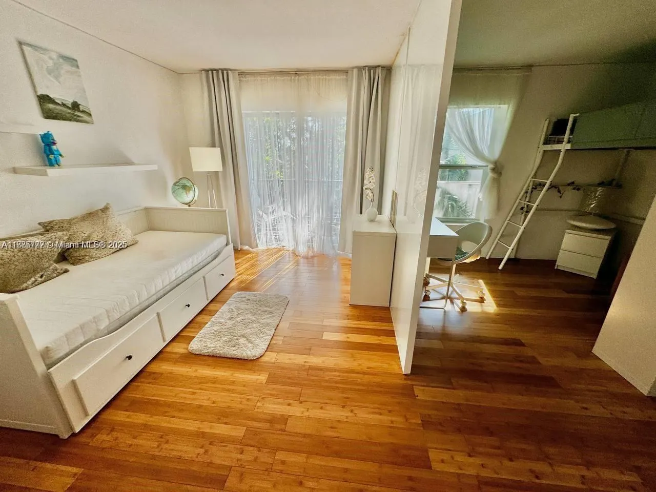1001 Three Islands Blvd, #31