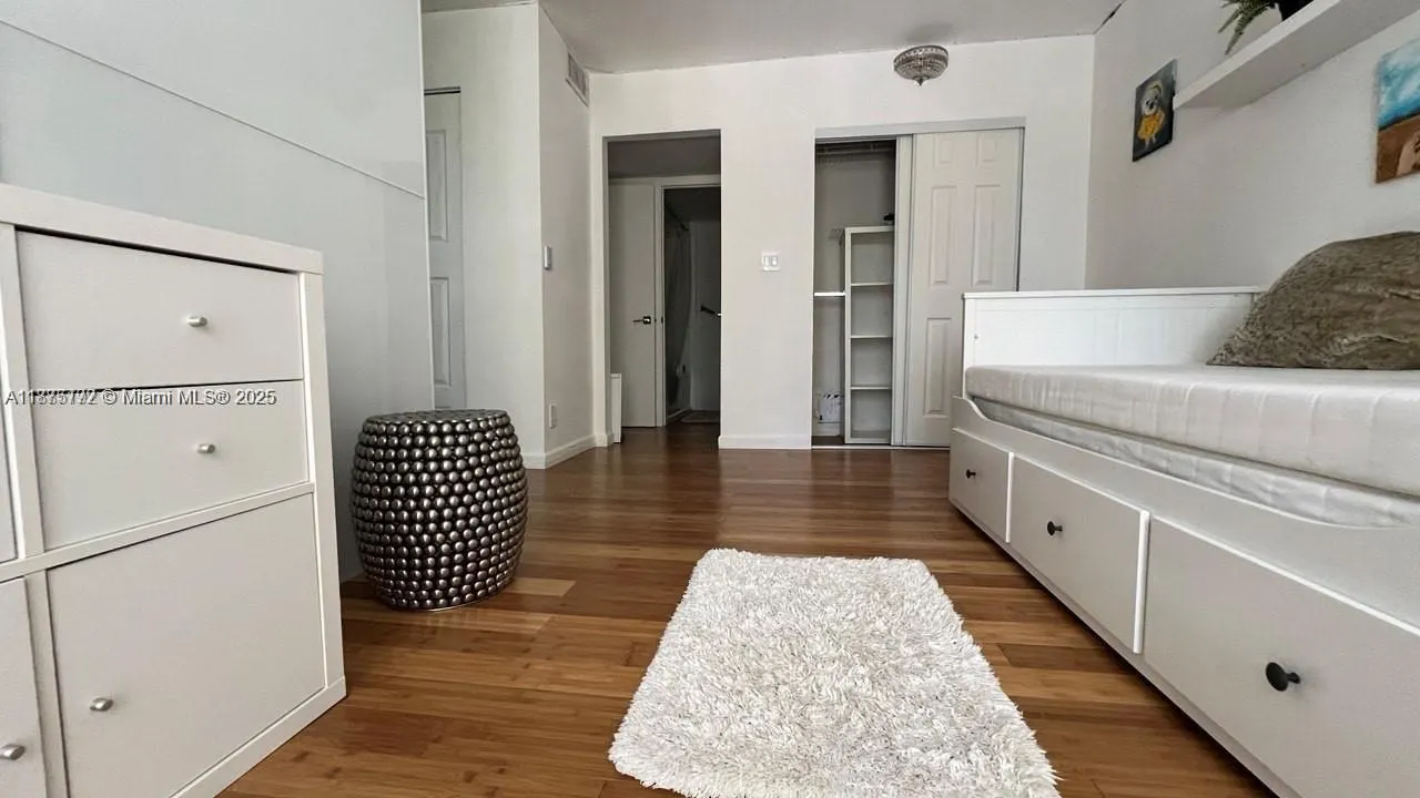1001 Three Islands Blvd, #31