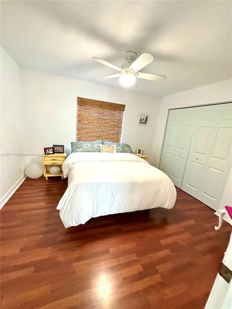 656 Verona Pl