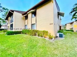 224 Pine Hov Cir, #D-2