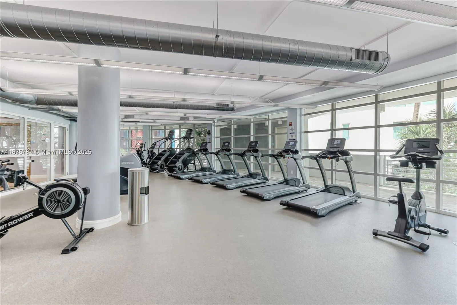 253 NE 2nd St, #3503