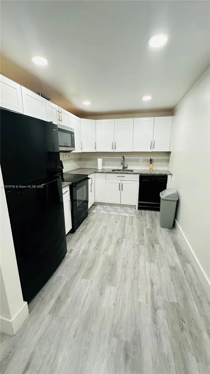7100 NW 17, #111