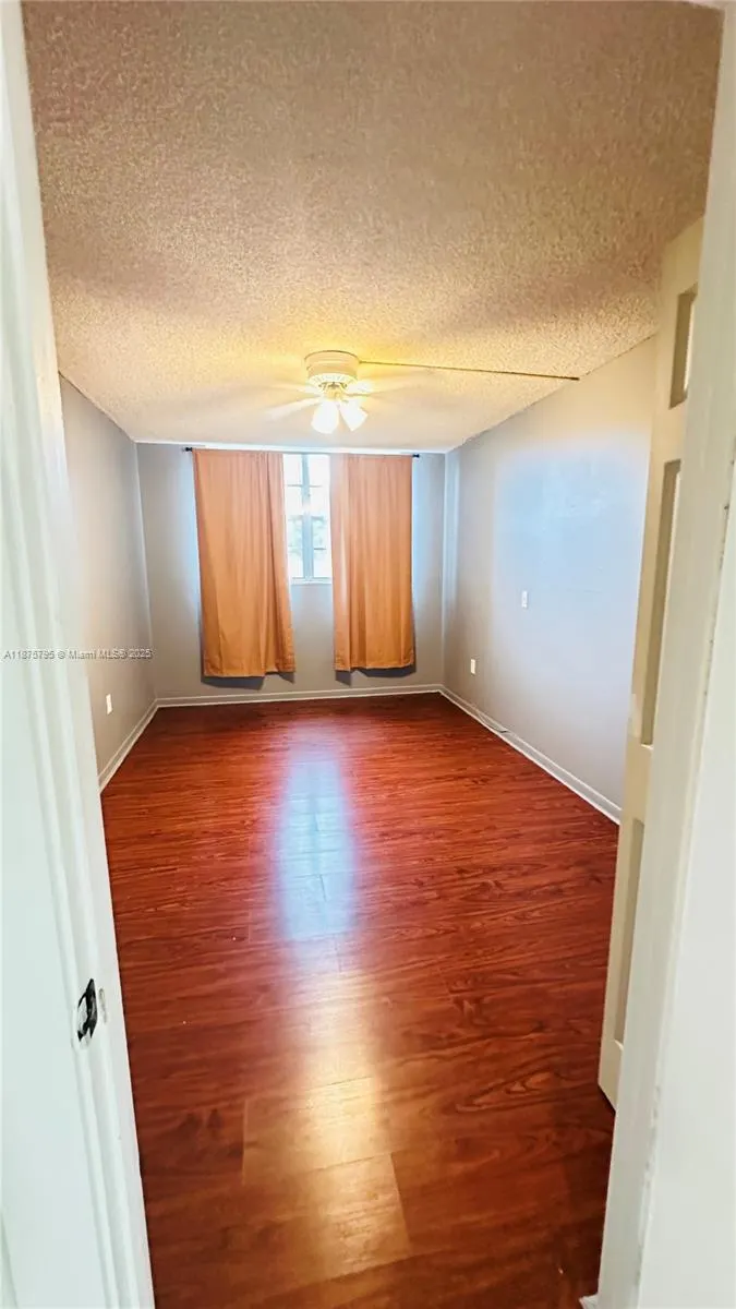 7100 NW 17, #111