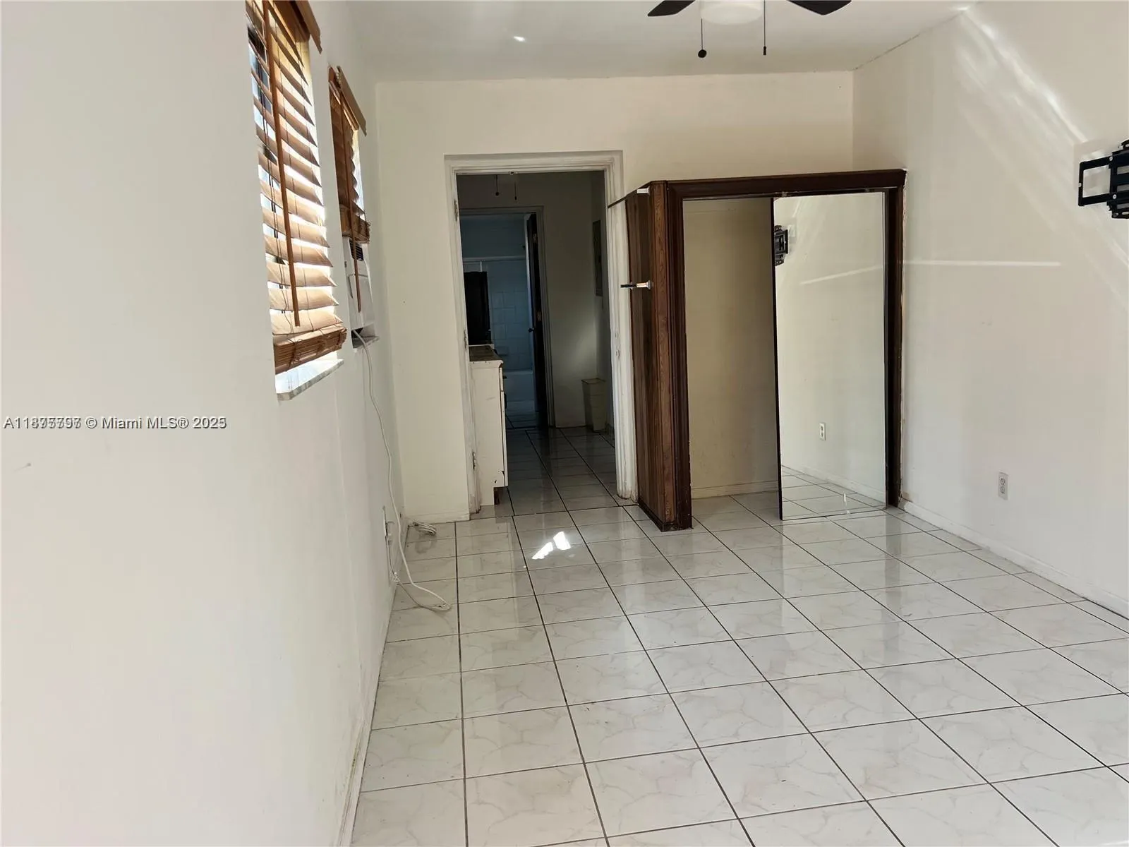 7021 SW 30th St, #1