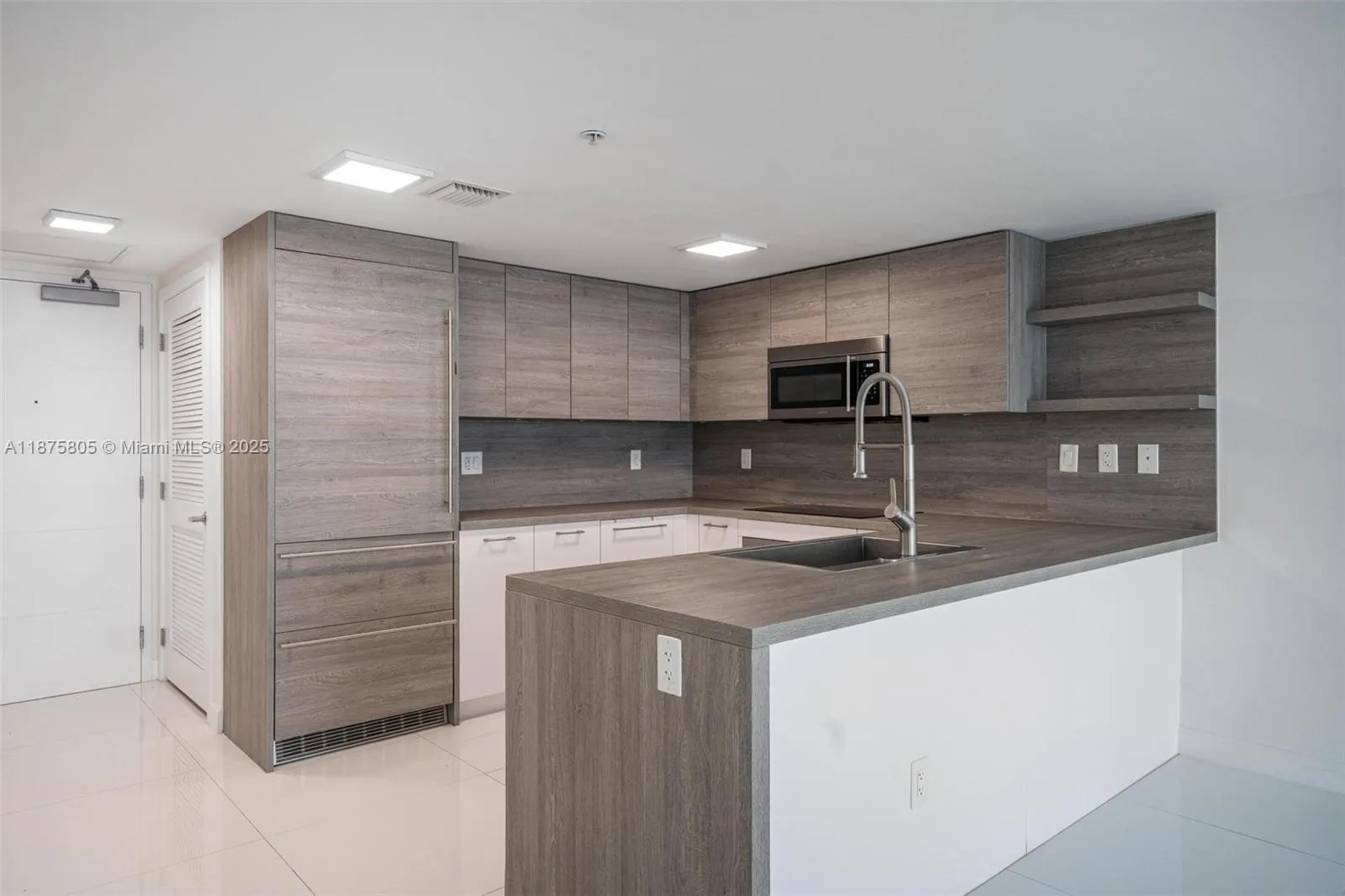 400 Sunny Isles Blvd, #1707