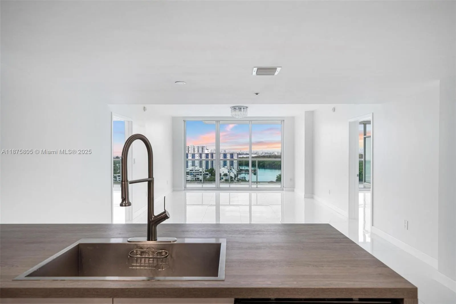 400 Sunny Isles Blvd, #1707