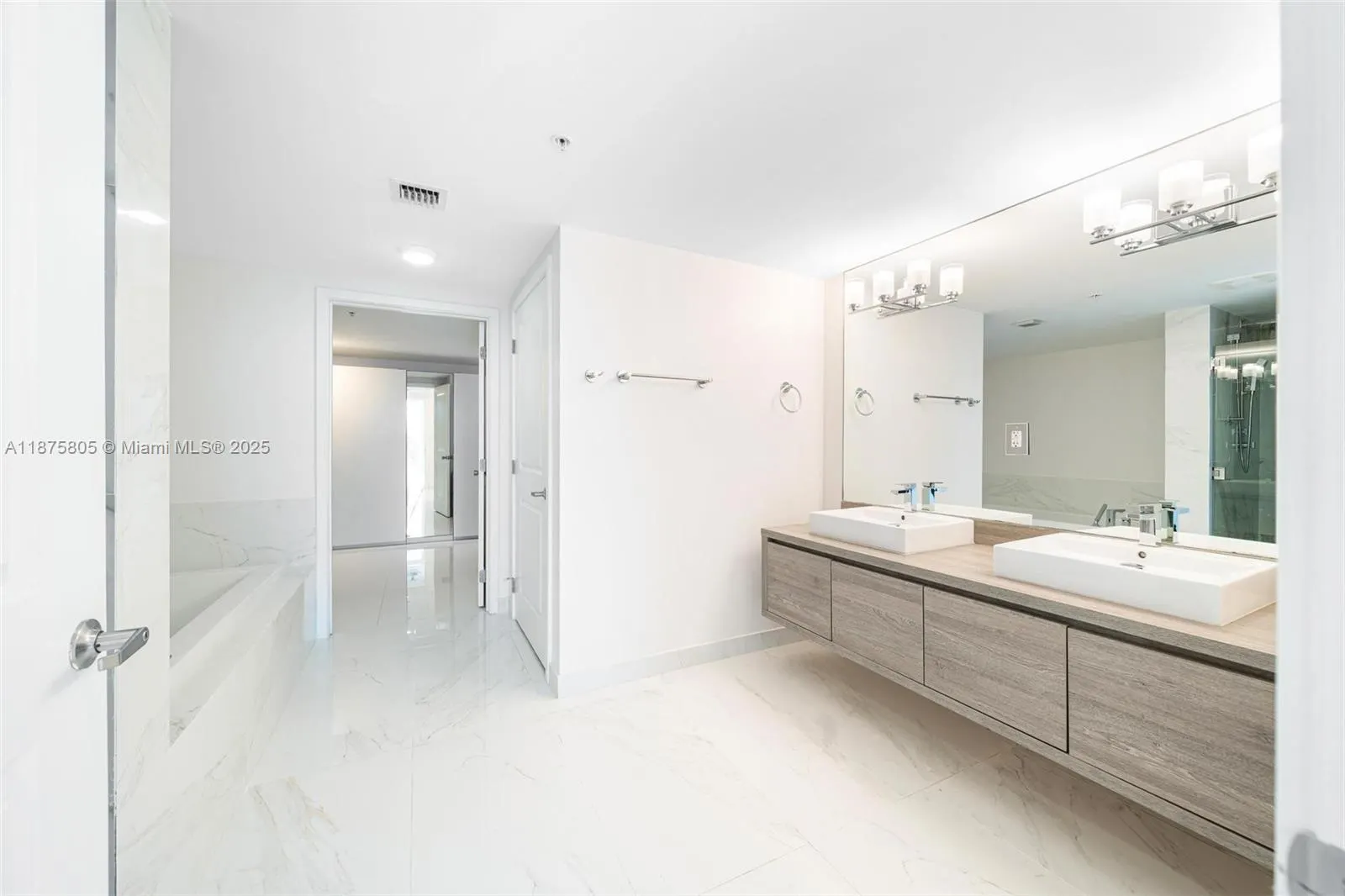 400 Sunny Isles Blvd, #1707