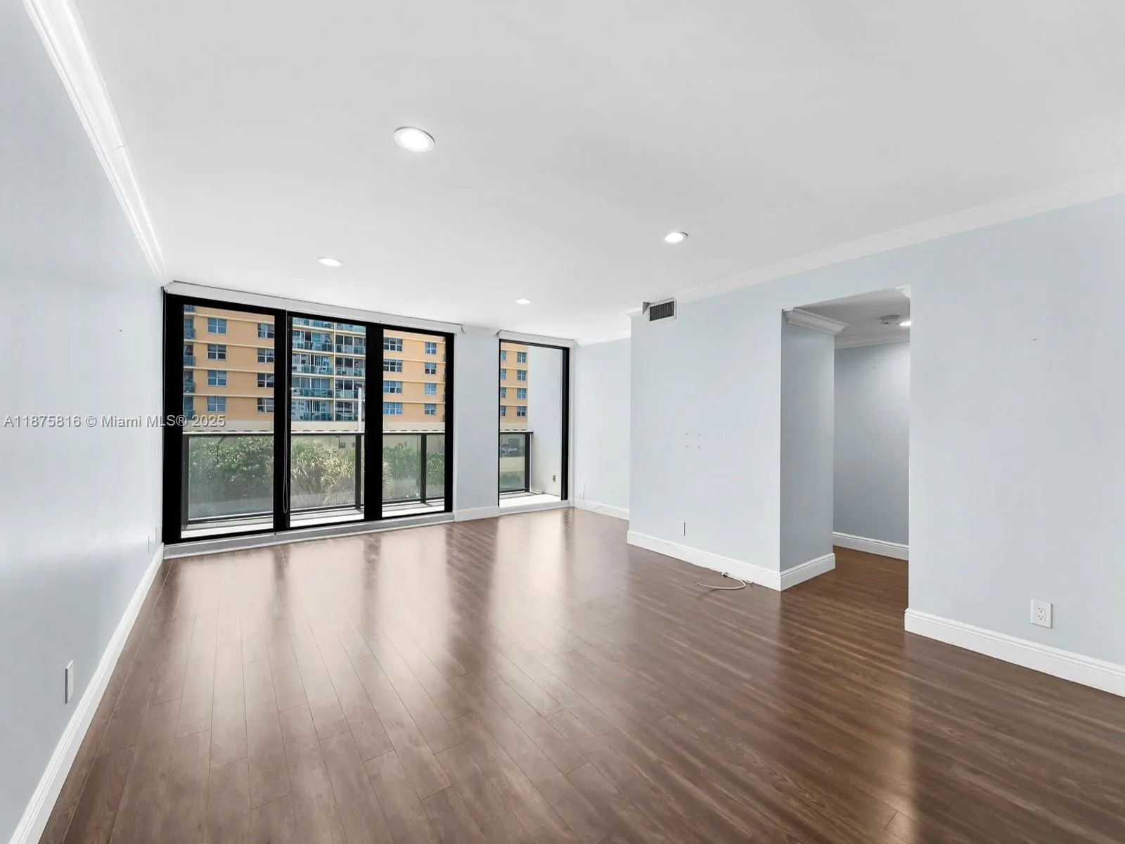 2301 S Ocean Dr, #307
