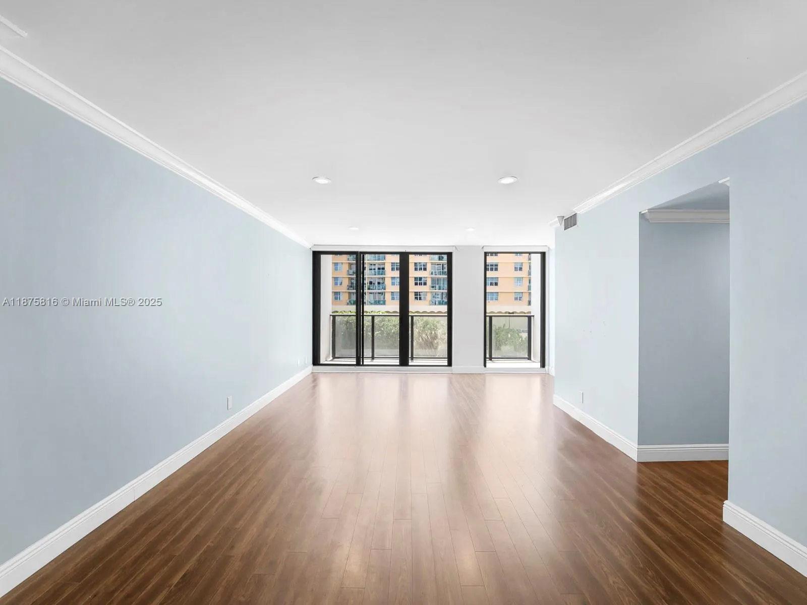 2301 S Ocean Dr, #307