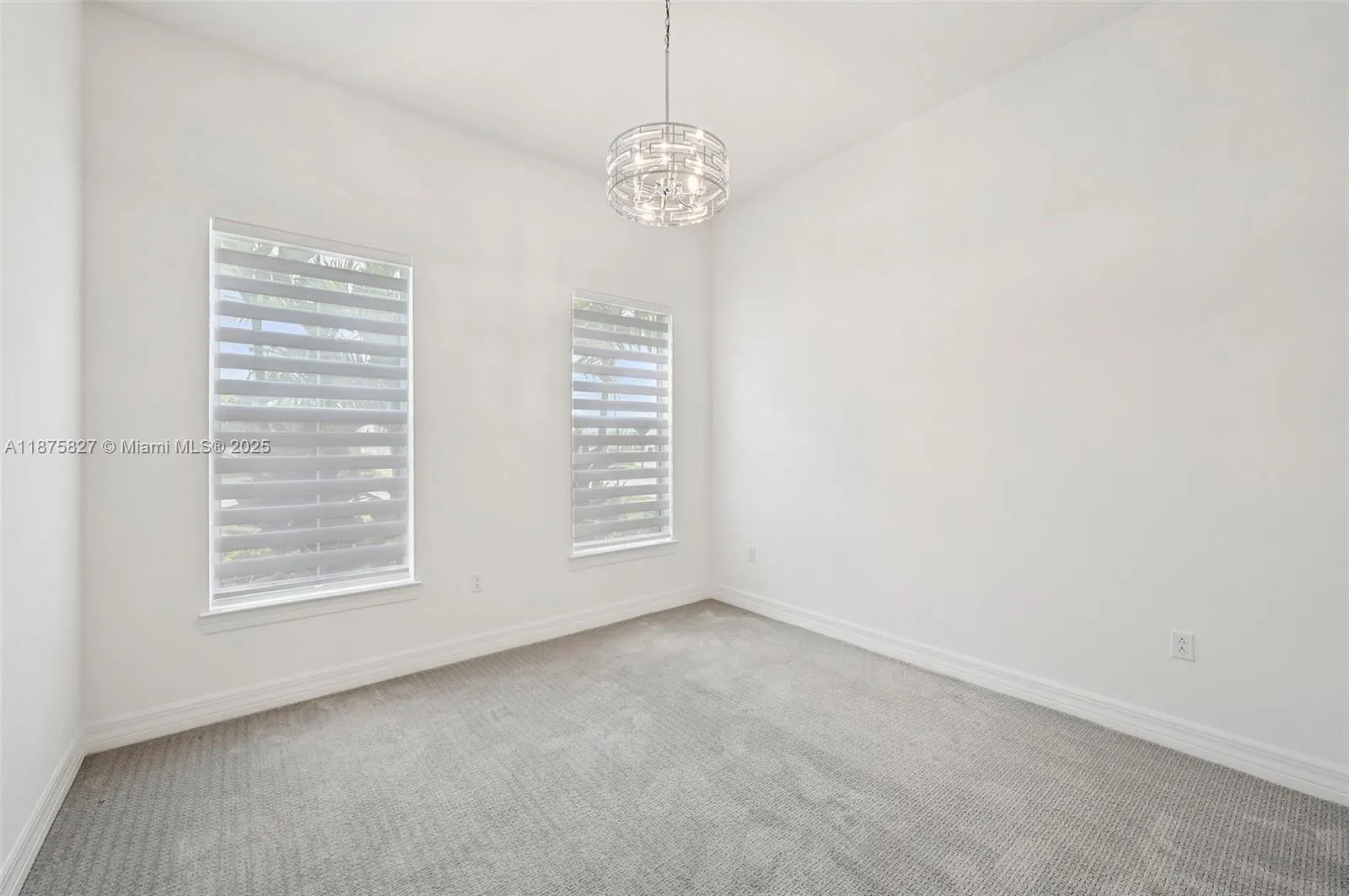 10444 Northbrook Cir