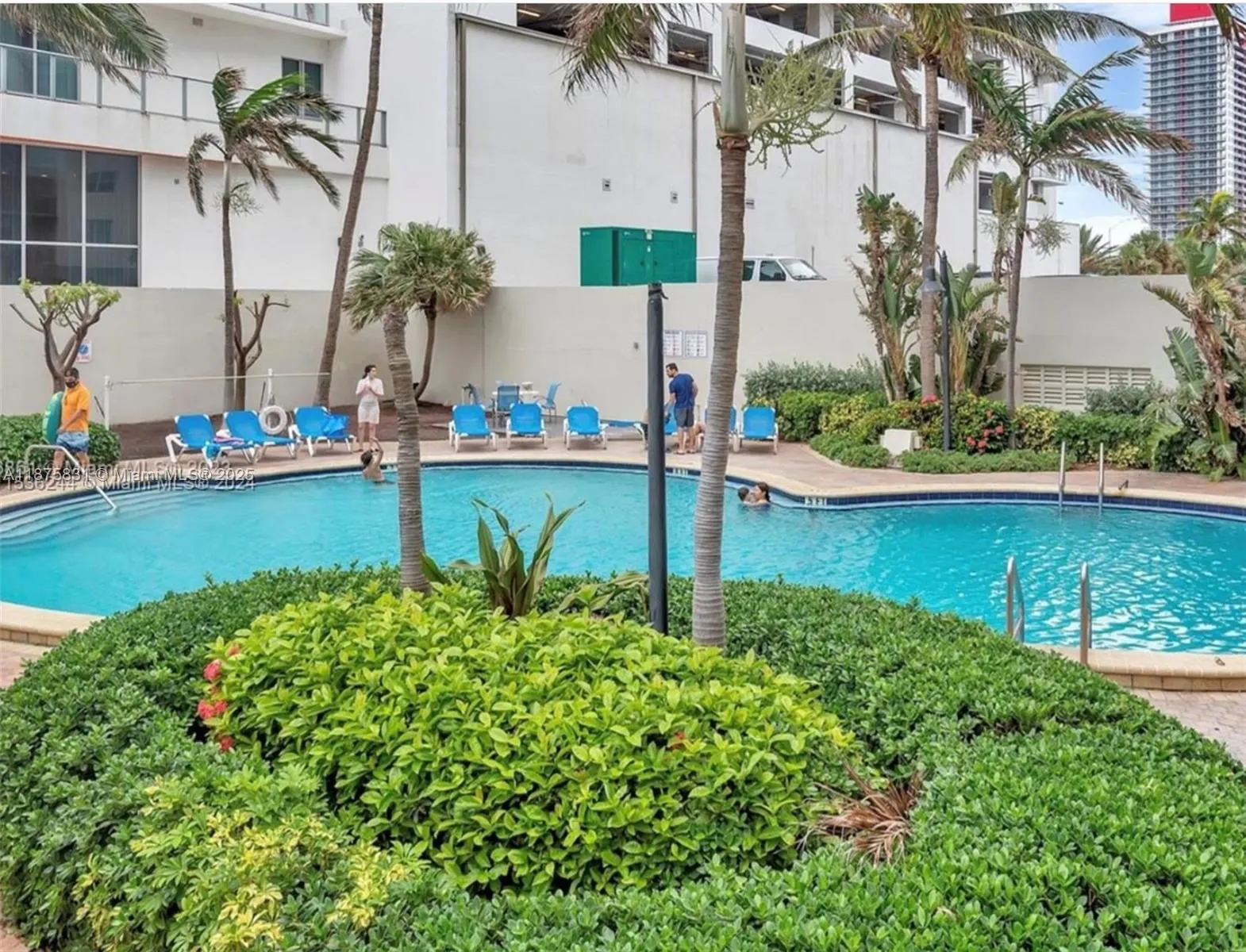 4001 S Ocean Dr, #9F