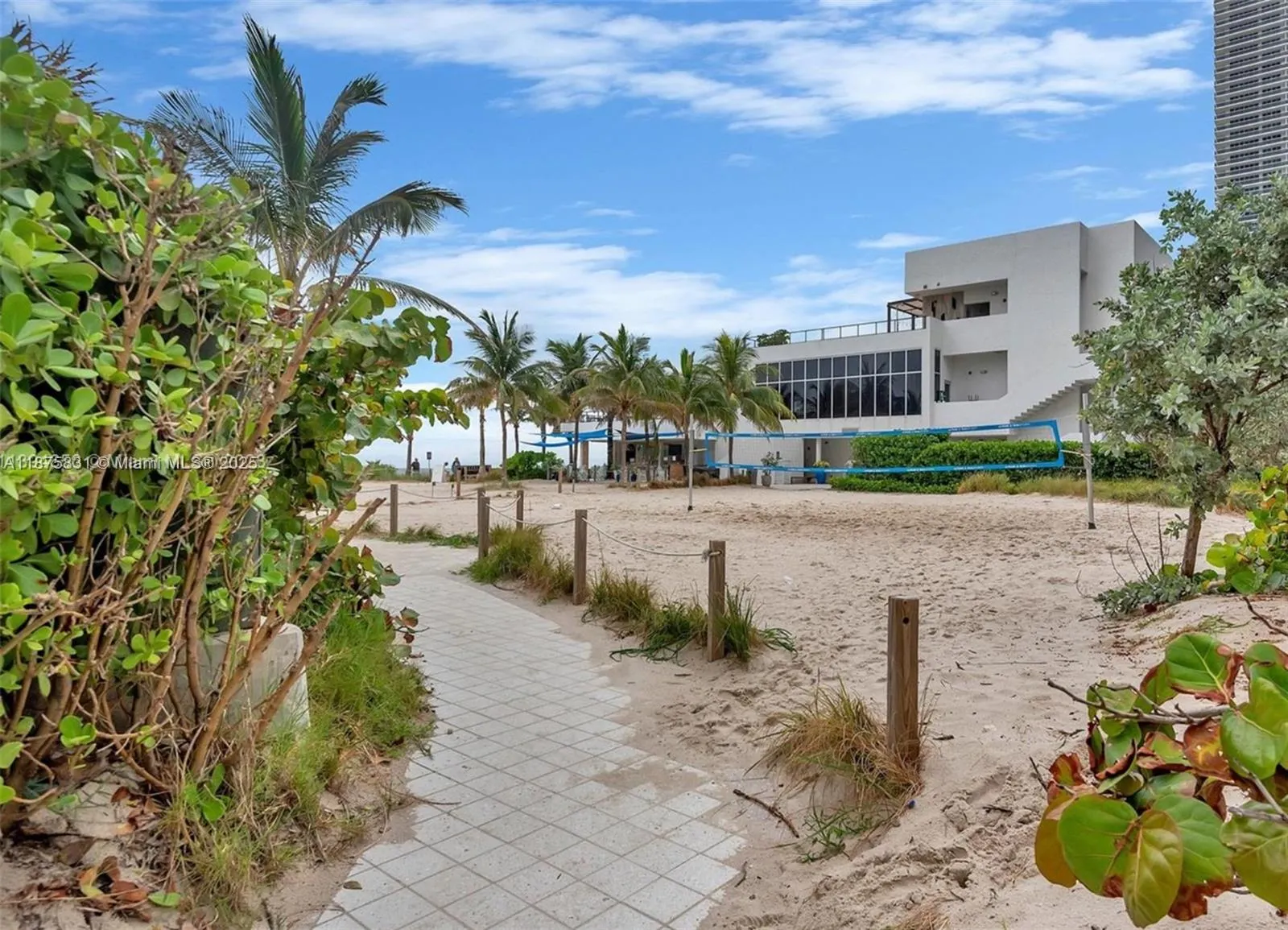 4001 S Ocean Dr, #9F