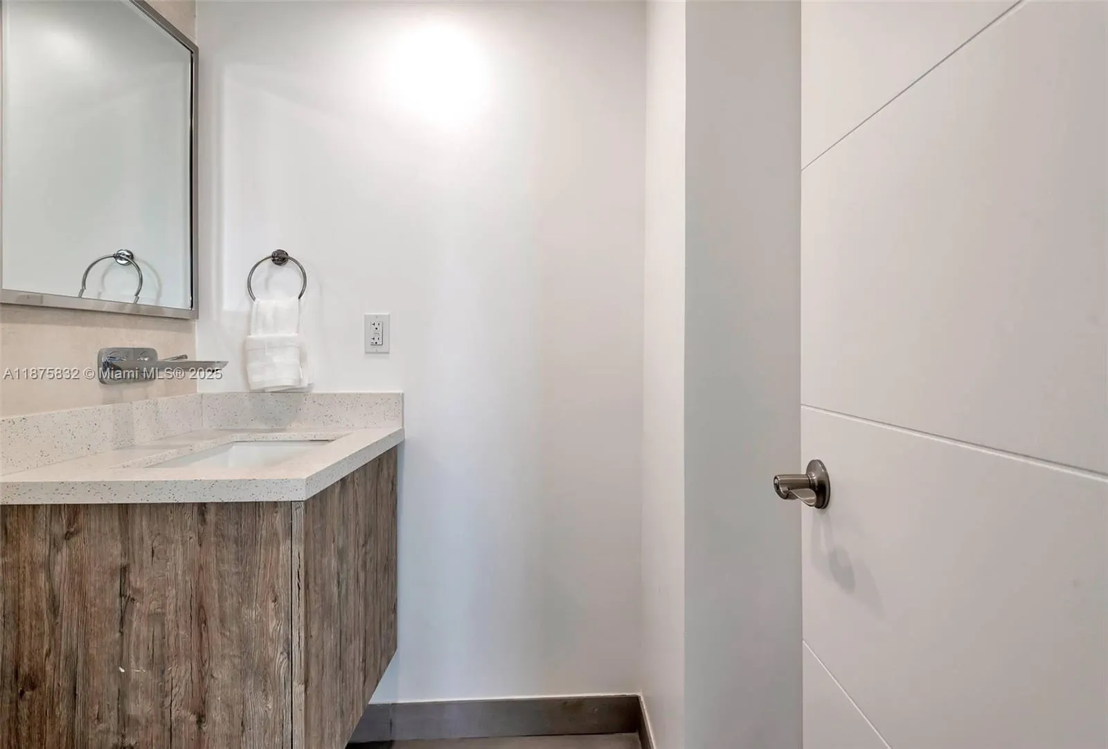 4001 S Ocean Dr, #14H