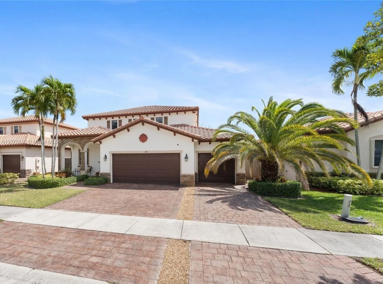 185 SE 34th PLACE, #185B