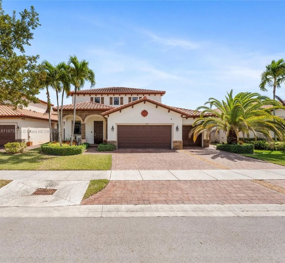 185 SE 34th PLACE, #185B