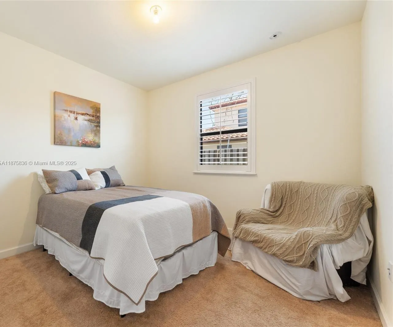 185 SE 34th PLACE, #185B