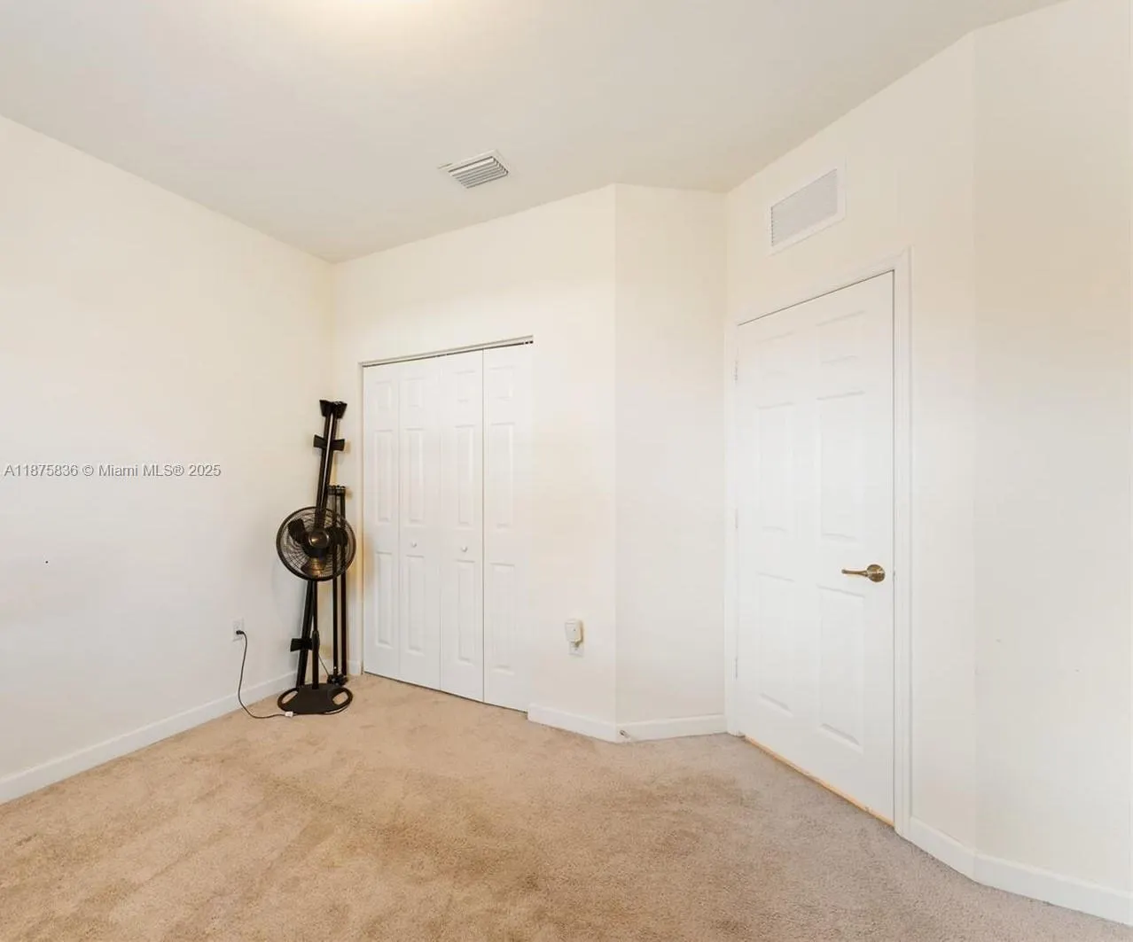 185 SE 34th PLACE, #185B