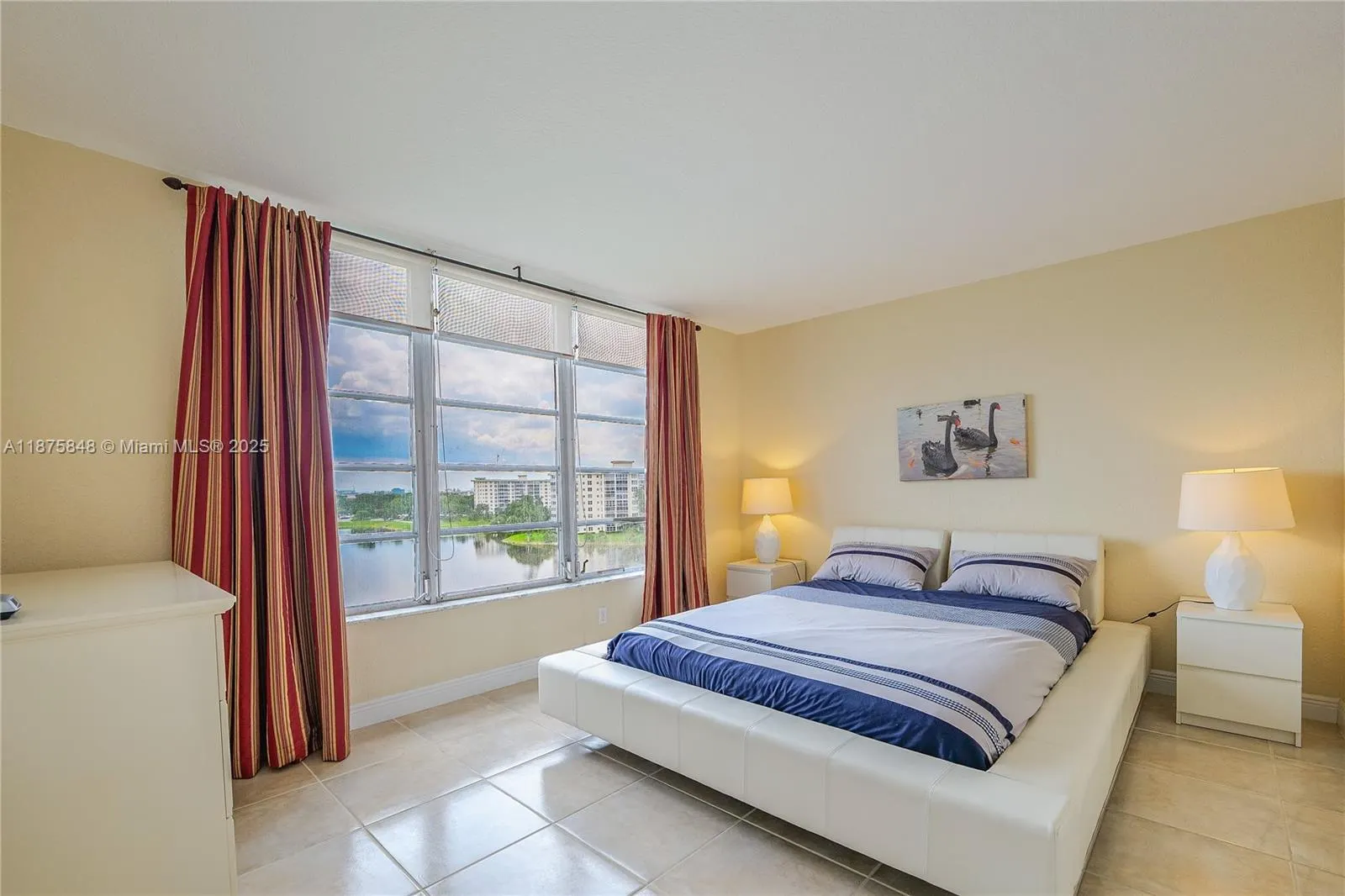 3091 N Course Dr, #707