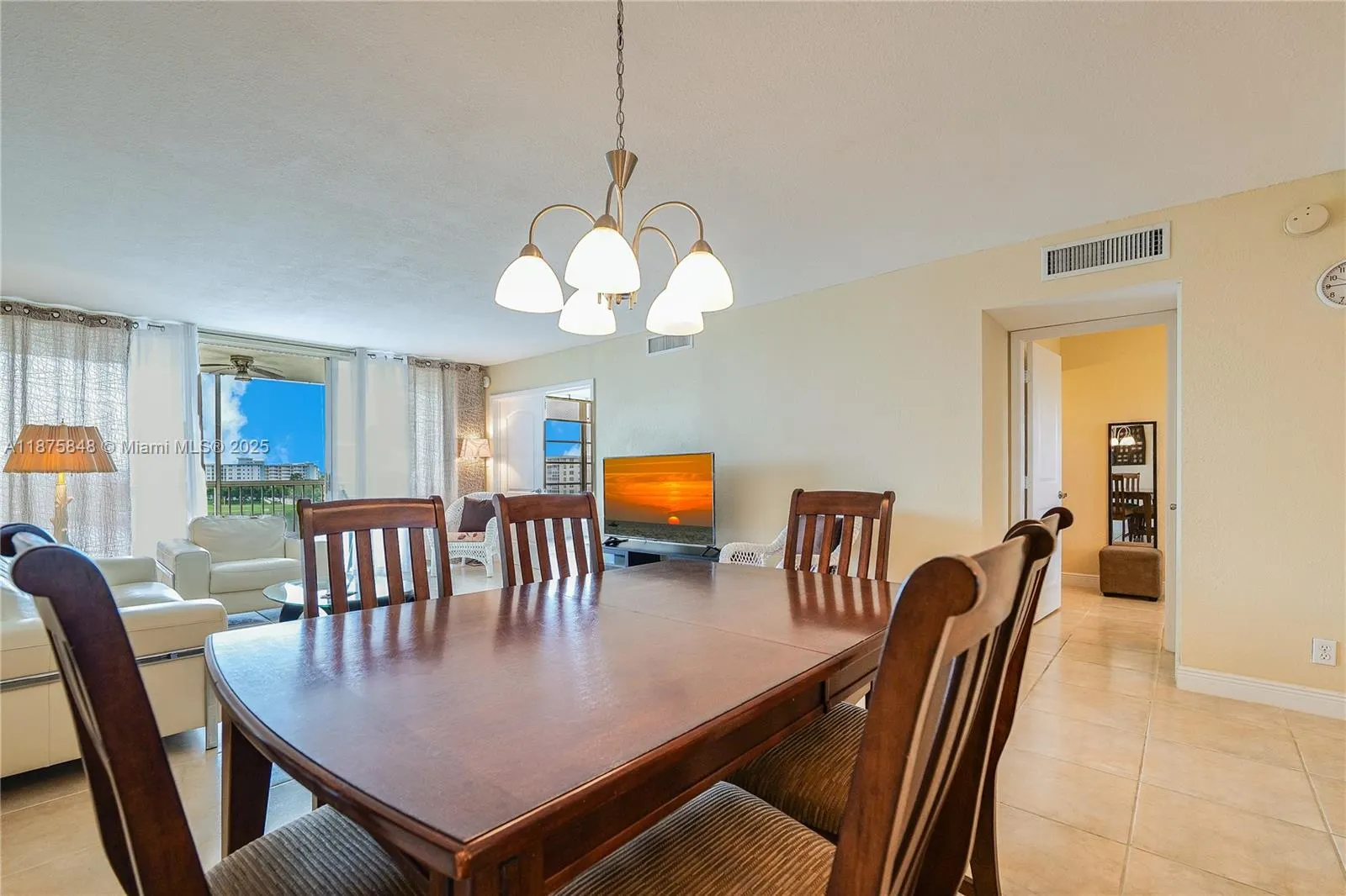 3091 N Course Dr, #707