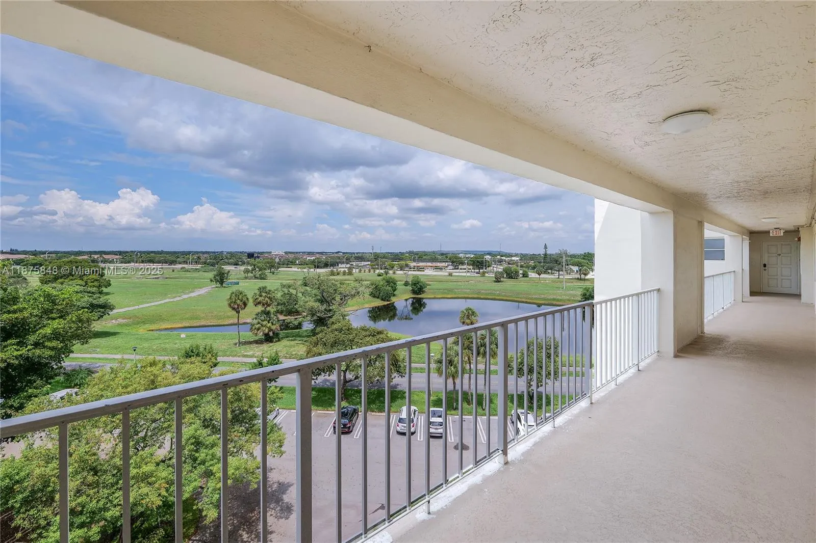 3091 N Course Dr, #707