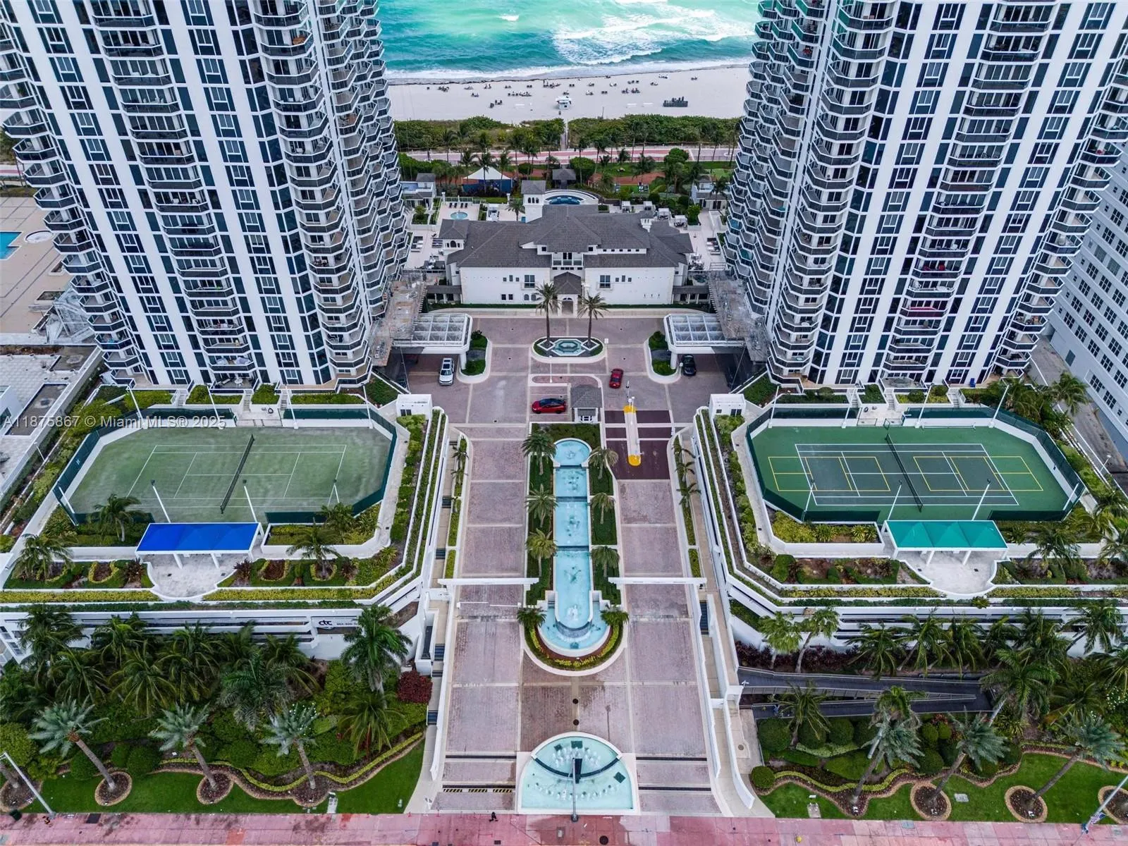 4779 Collins Ave, #2305