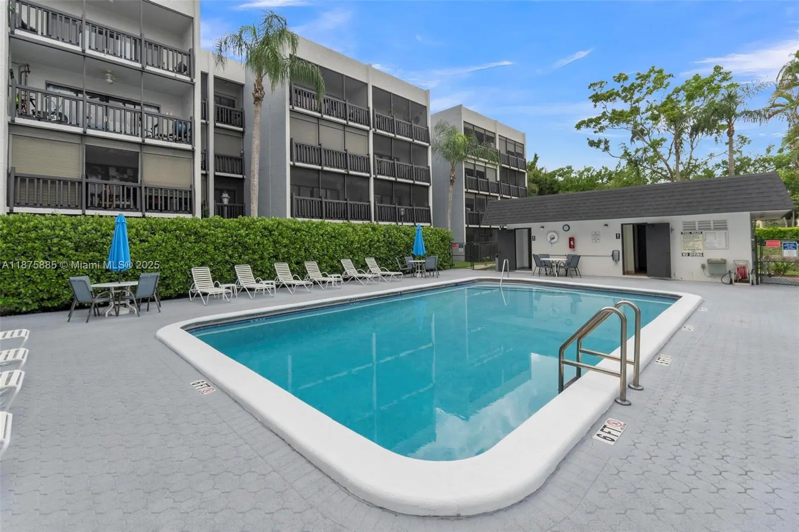 1021 Mockingbird Ln, #310
