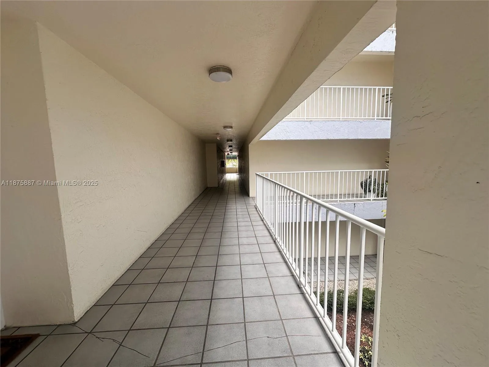 11715 SW 18th St, #209