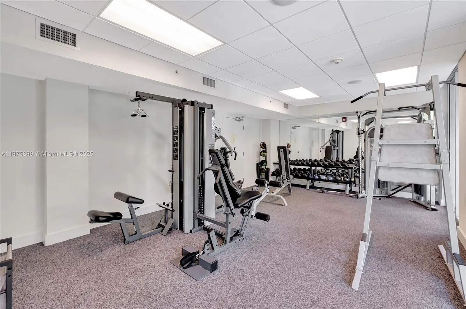 720 NE 62nd St, #306