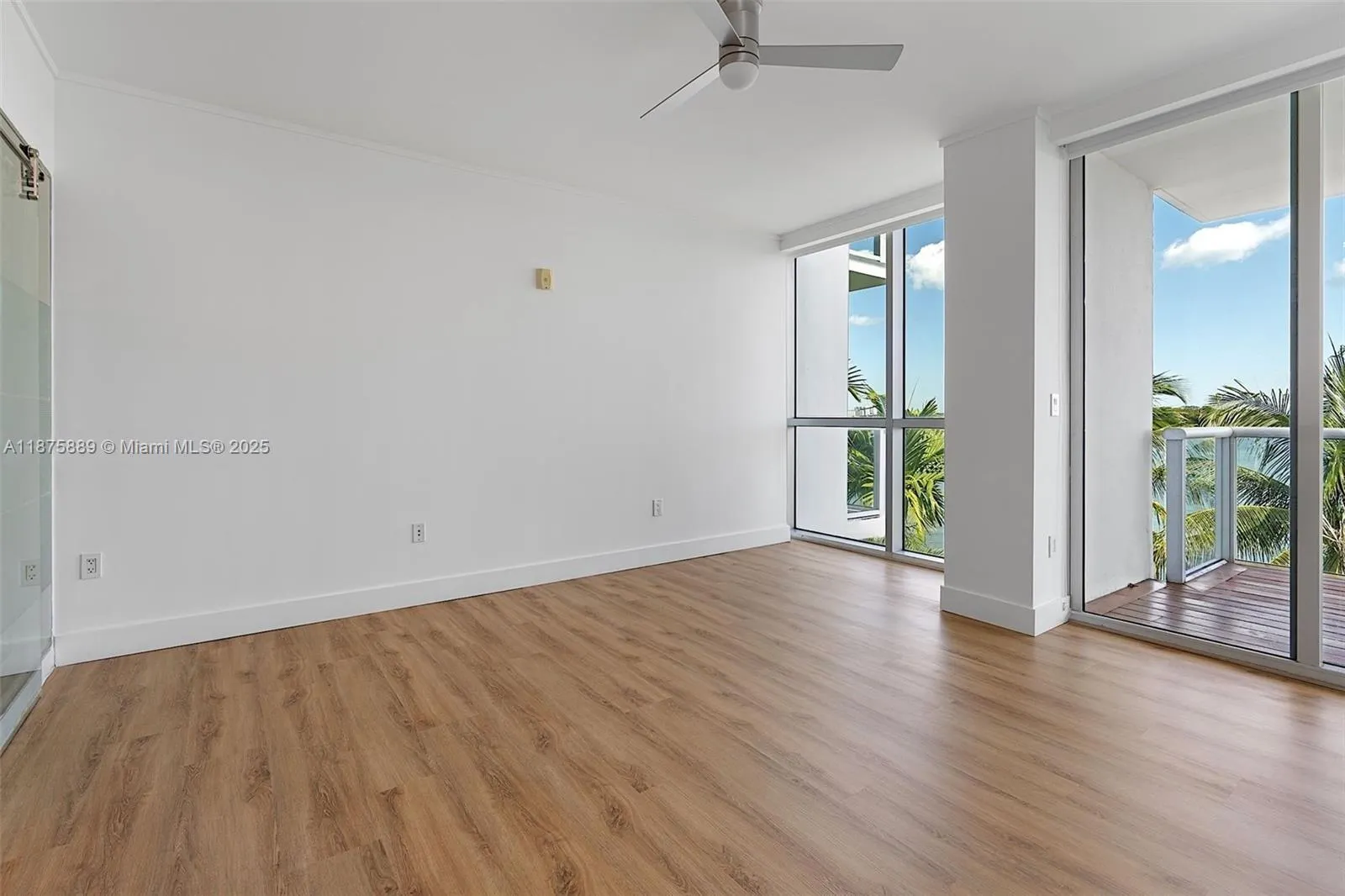 720 NE 62nd St, #306
