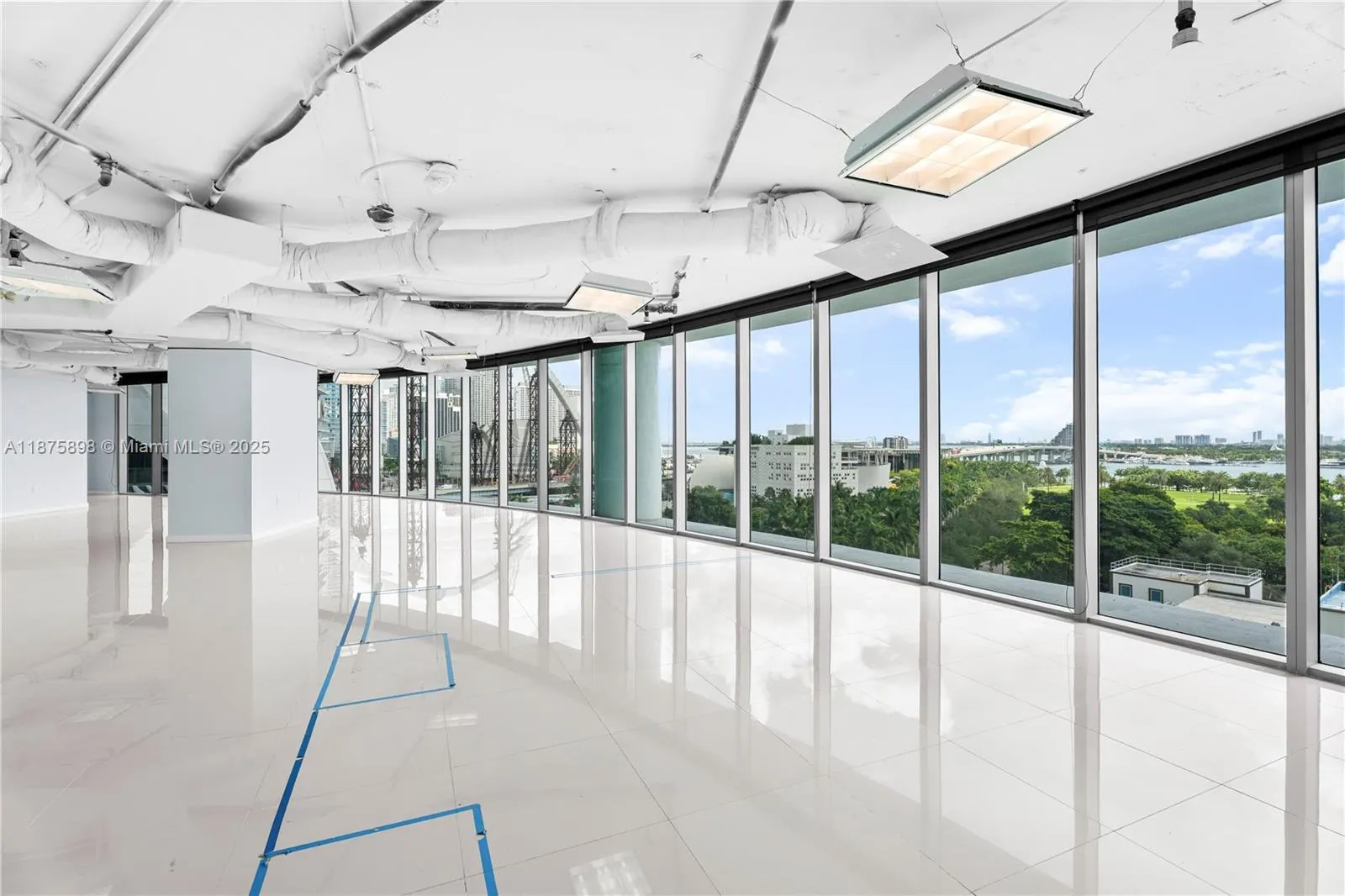 900 Biscayne Blvd, #O-1001