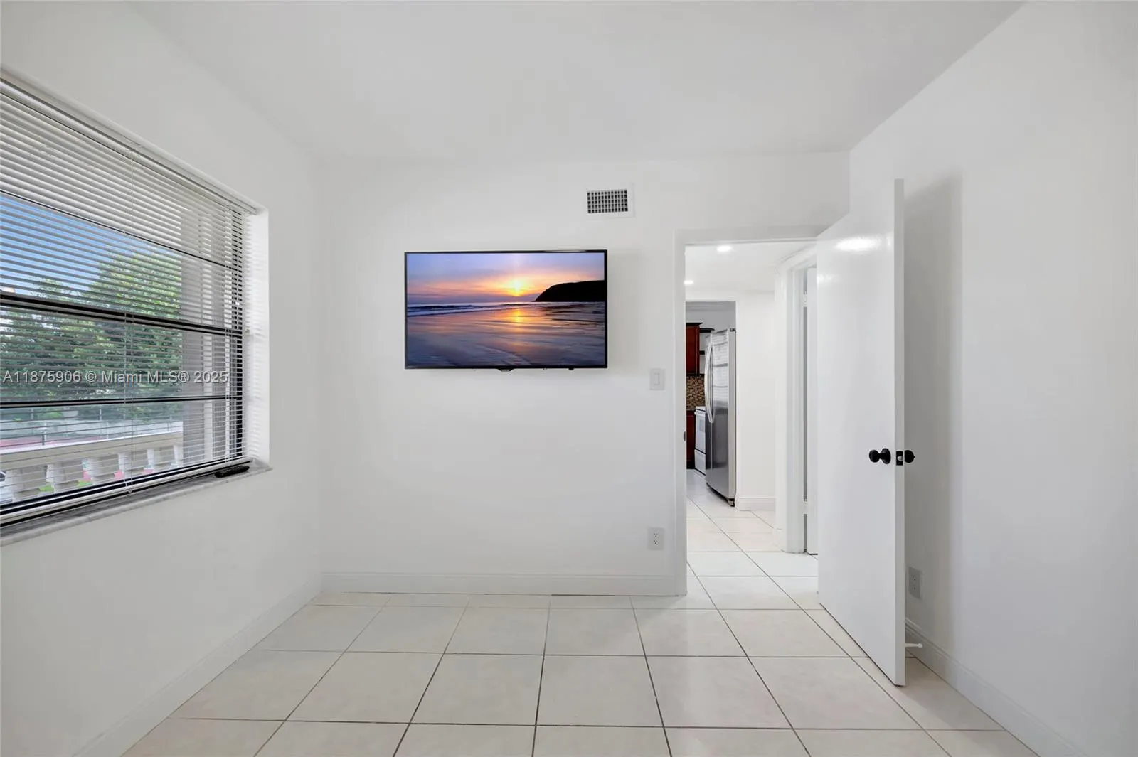 126 S Cypress Rd, #729
